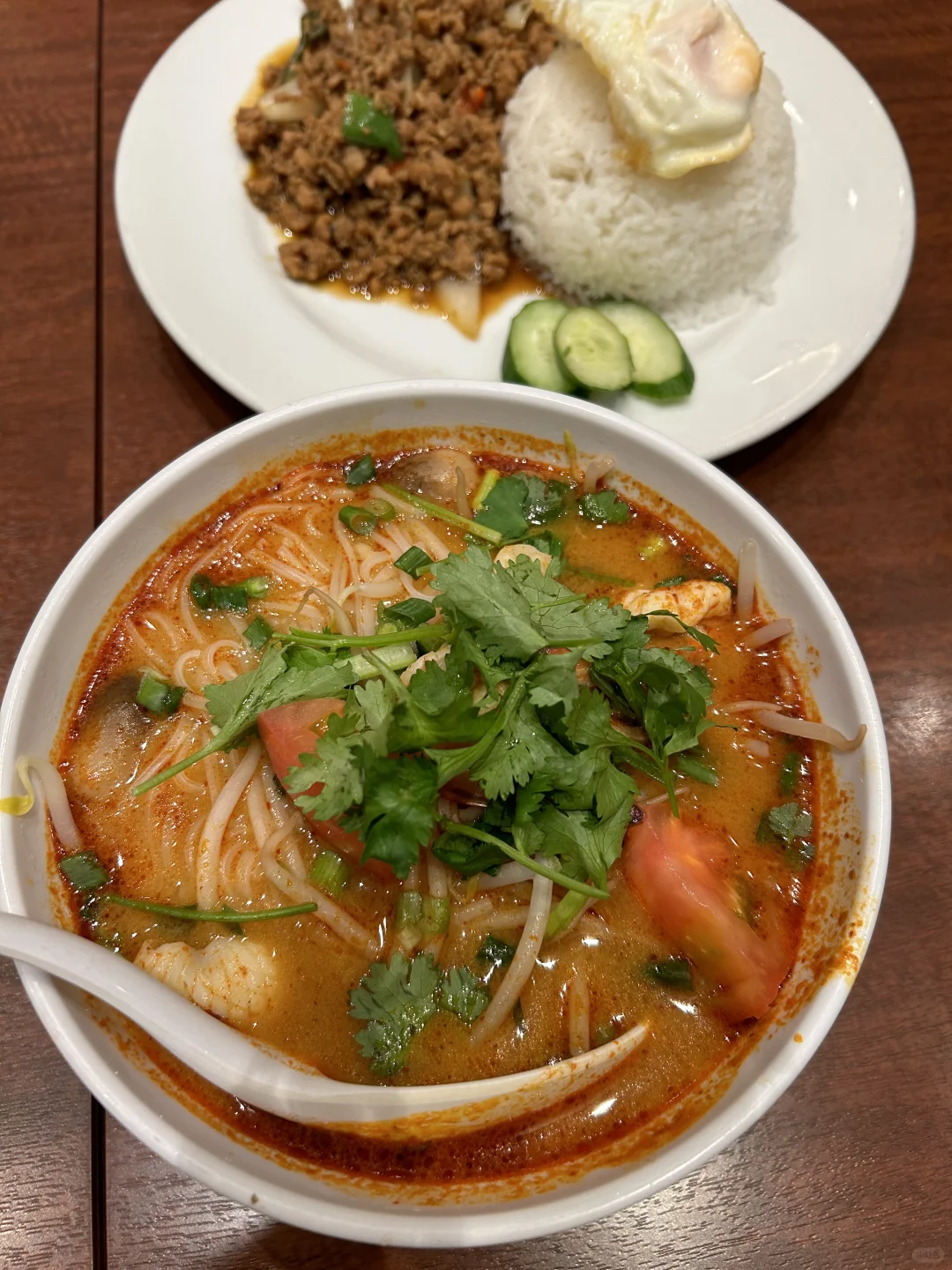 Discovering a Delicious 😋 Thai 🇹🇭 Restaurant