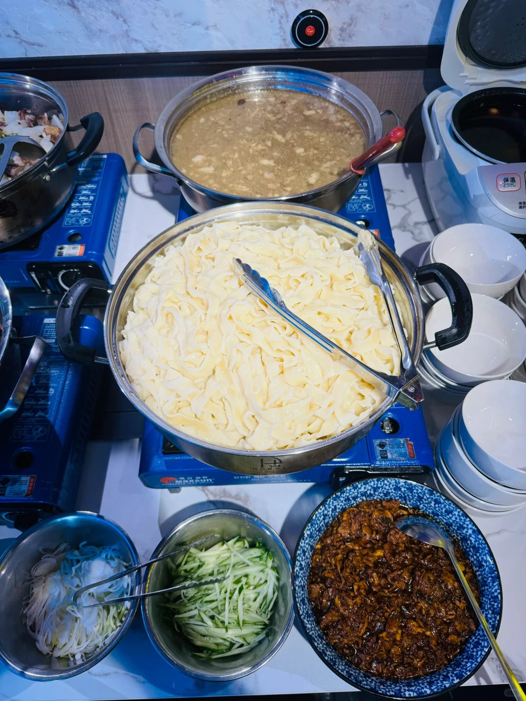 Xiaohongshu didn't let me down 😭 Shin-Okubo 📍 40RMB for this all-you-can-eat