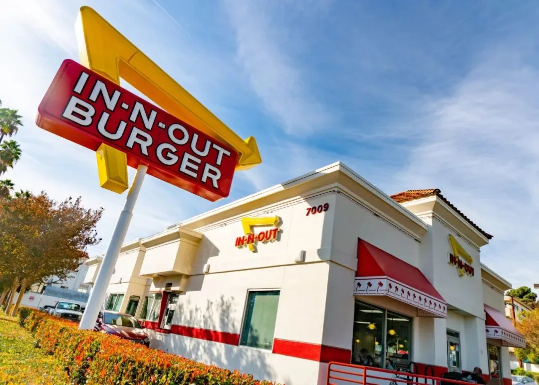 International Students Super Excited! IN-N-OUT to Open 4 New Locations in Southern California🍔