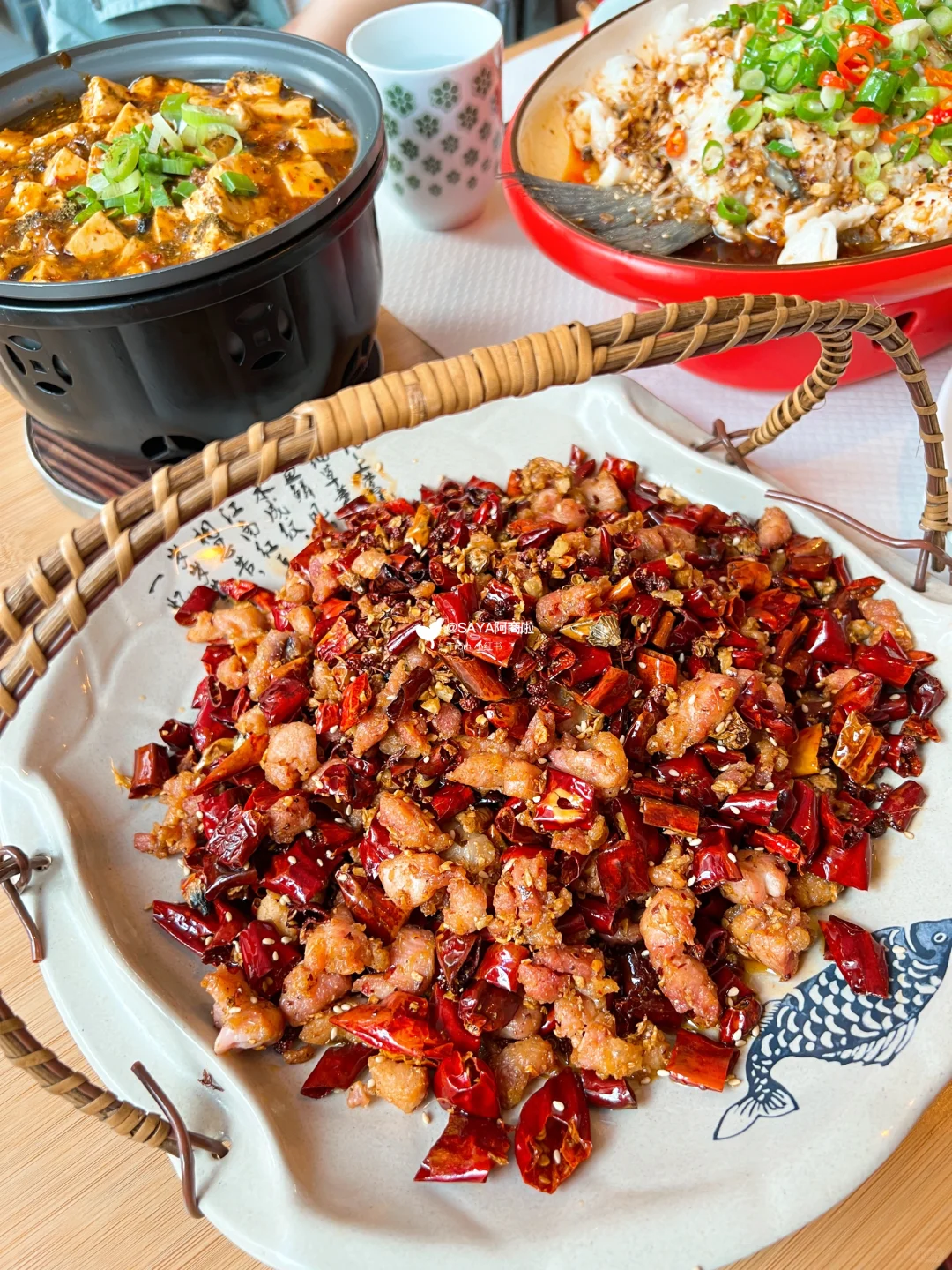 🇫🇷 Hidden Sichuan Eatery in the Alley Next to Paris Opera House 🐠