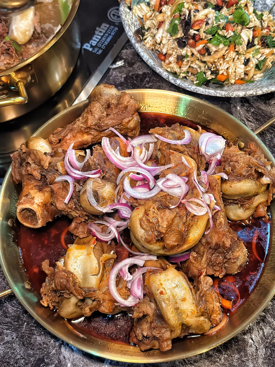 In New York! Who Can Resist These Flavorful Pork Knuckles!! ♾️ Endless Refills ✌🏻