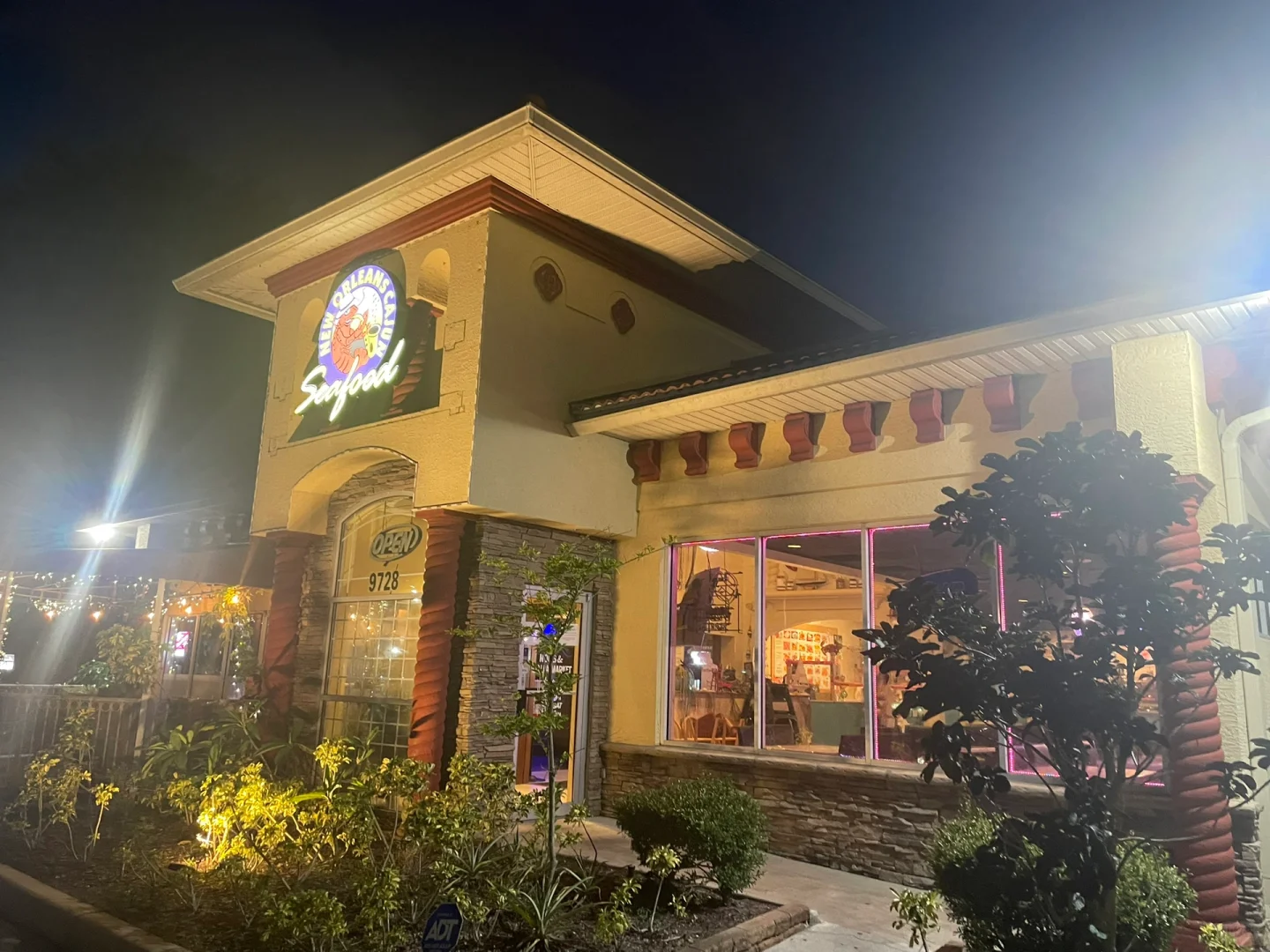 Orlando's Must-Try Eats: Handheld Seafood Feast