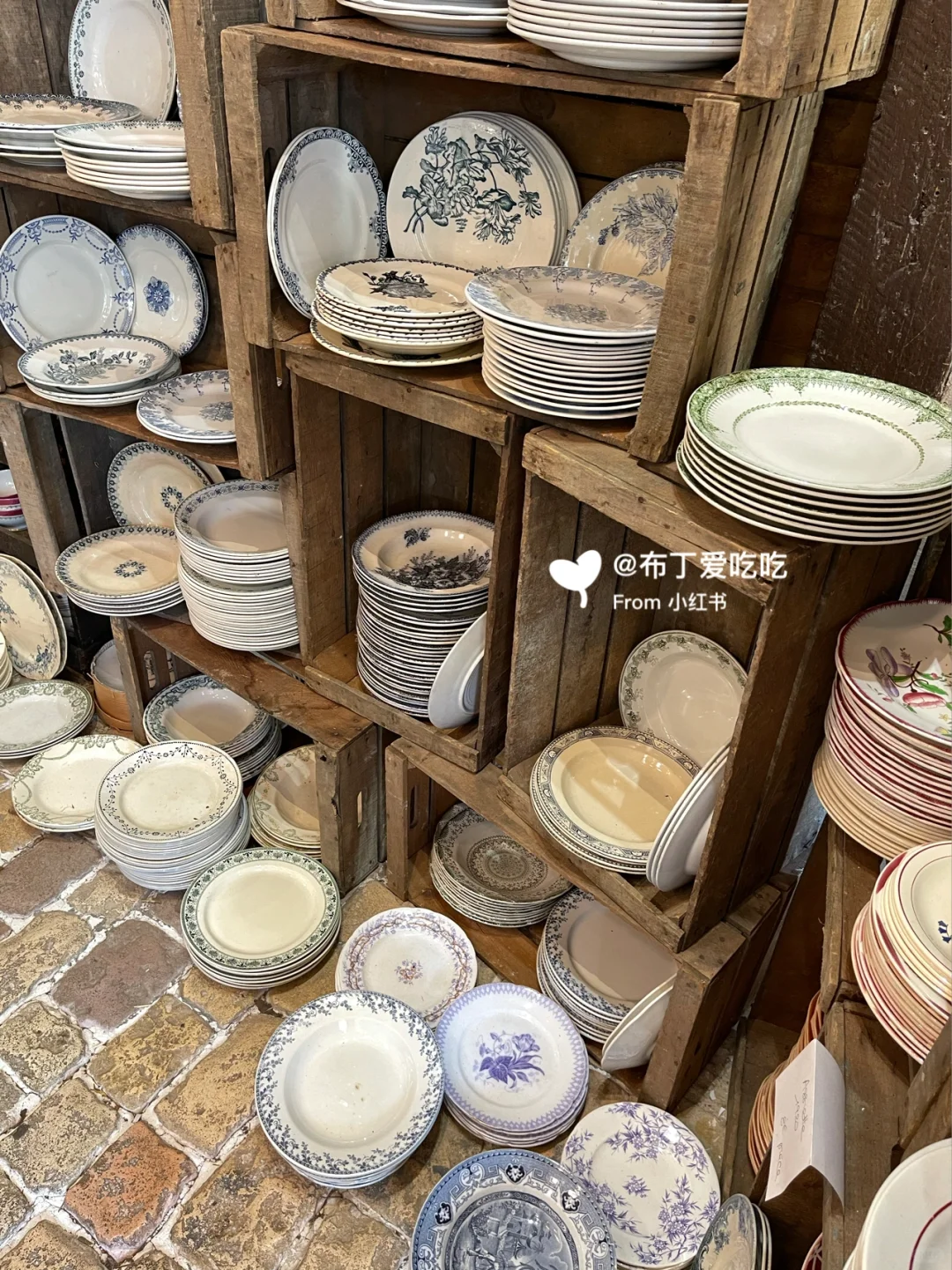 Paris Adventure | Saint-Ouen Flea Market