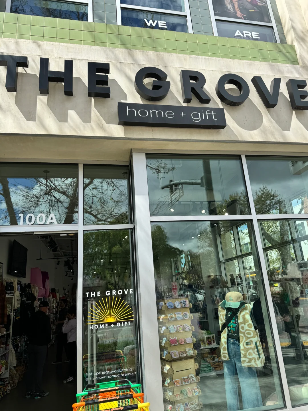 Los Angeles Claremont | The Grove Home