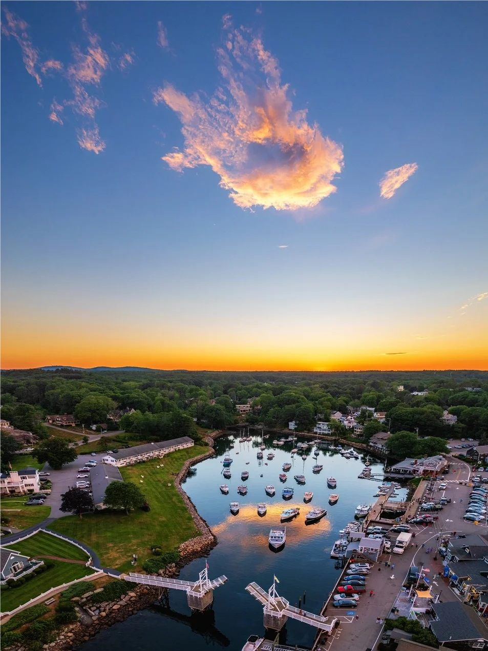 The Must-Visit Coastal Town Near Boston You Can't Miss 🚣