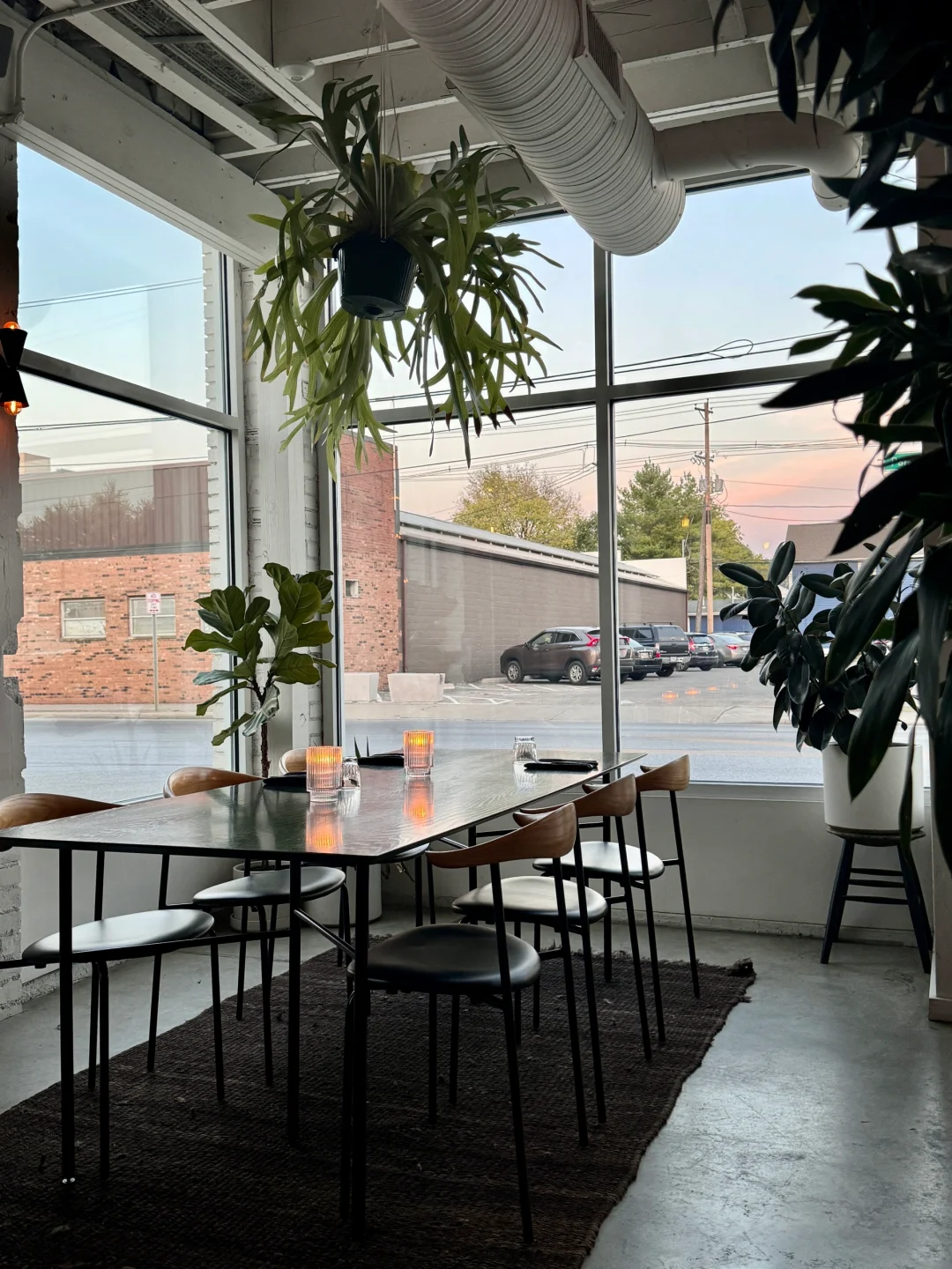 Columbus | Instagram-Worthy Vegan Restaurant 🥬