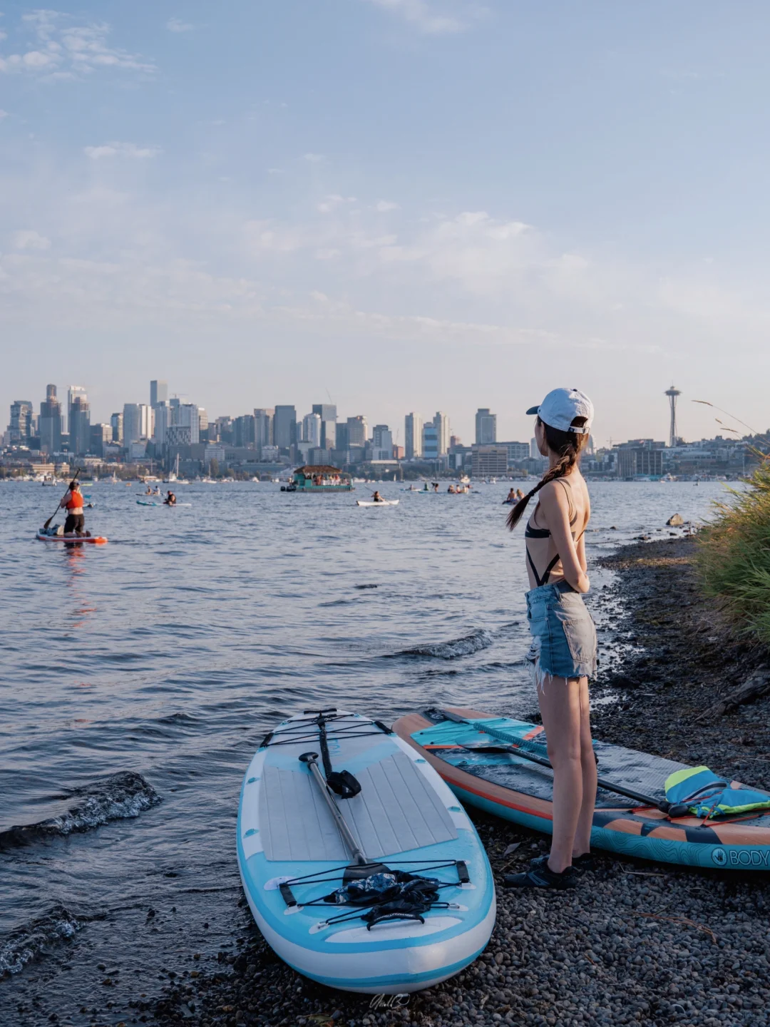 Must-Try Summer Activity in Seattle: Paddleboarding (SUP) at This Spot