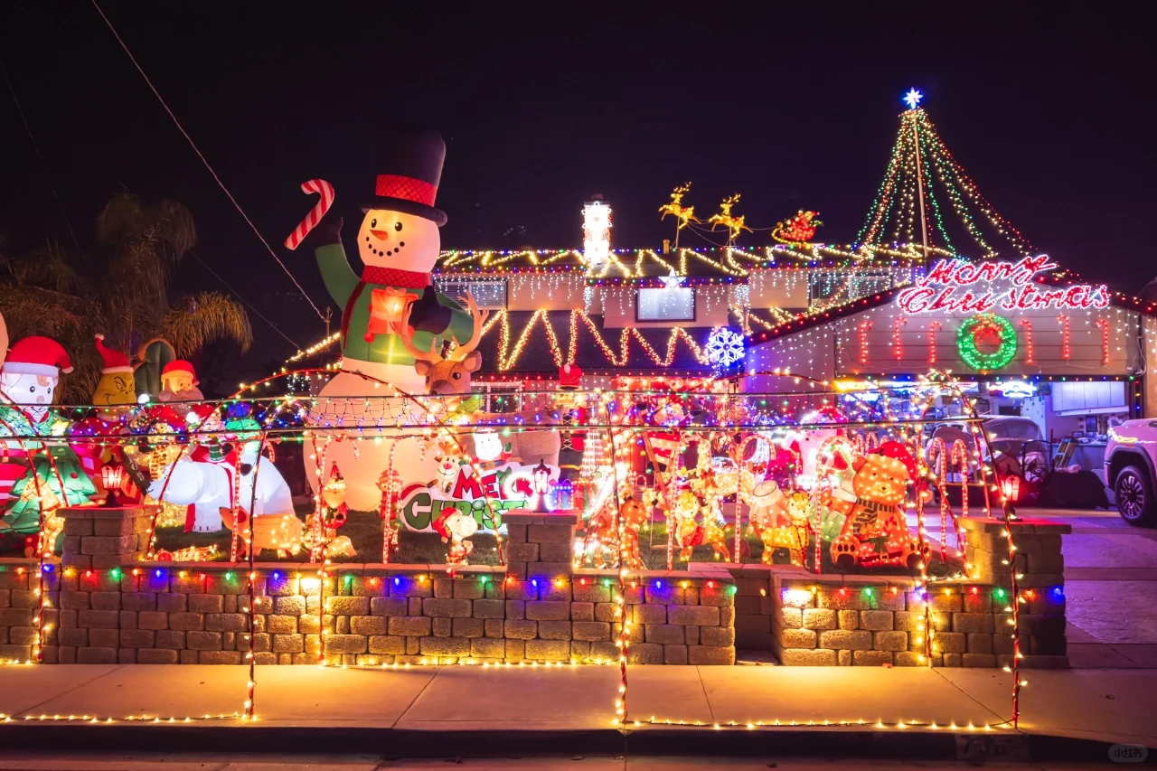 San Diego SD | Free Community Light Show—South Bay's Chula Vista
