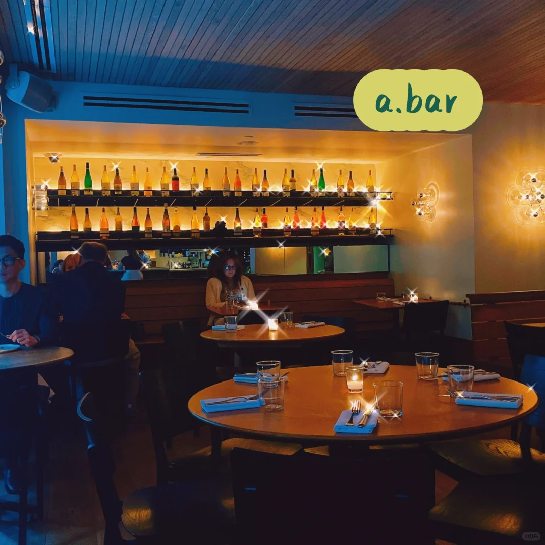 Hidden Gem Tavern in Downtown Philly｜The Name is Insanely Cool 😎