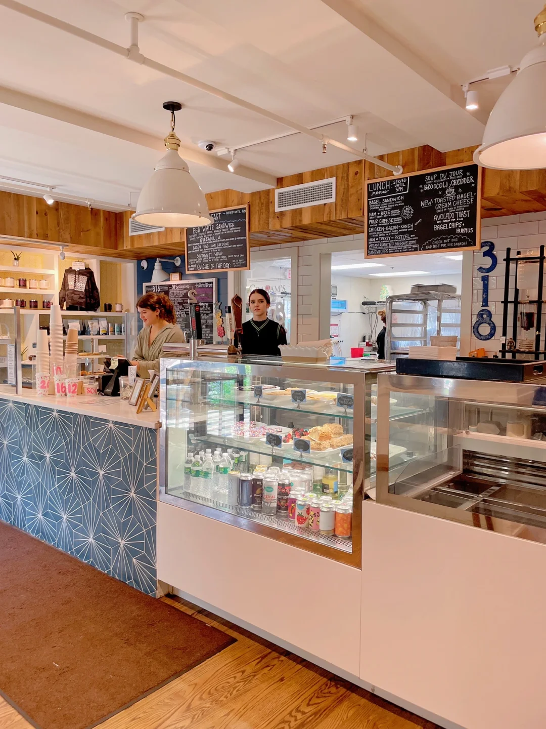 West Suburbs of Chicago | Cozy Dessert Spot | Coffee ☕️ + Ice Cream 🍨