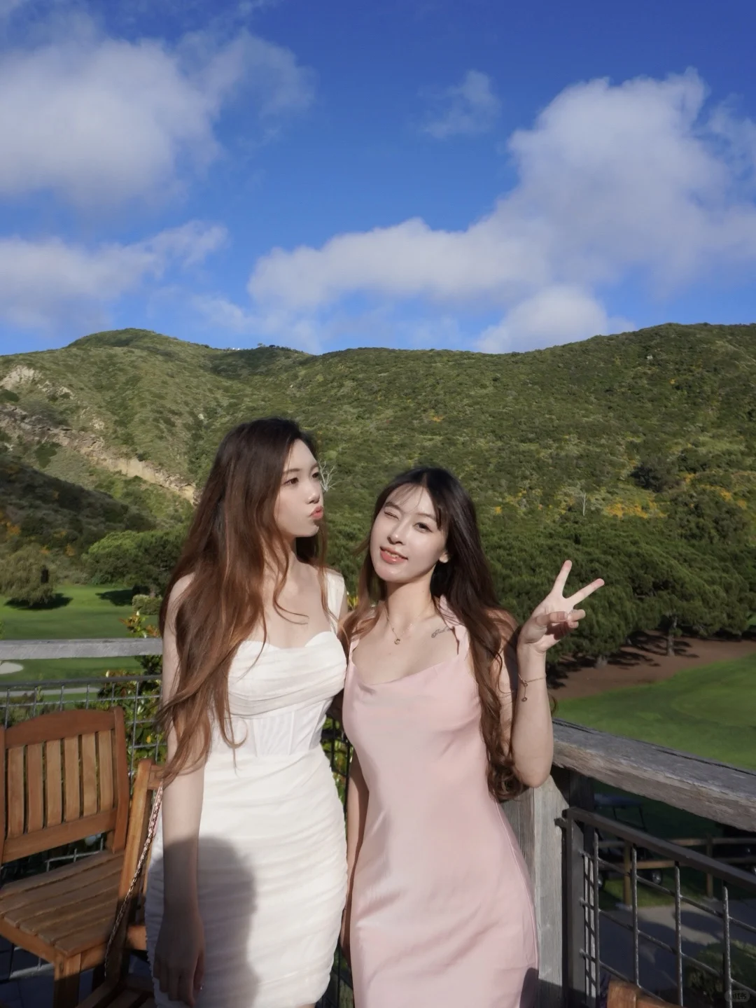 "It’s my birthday🎂 The view from this LA restaurant is absolutely stunning⛰️"