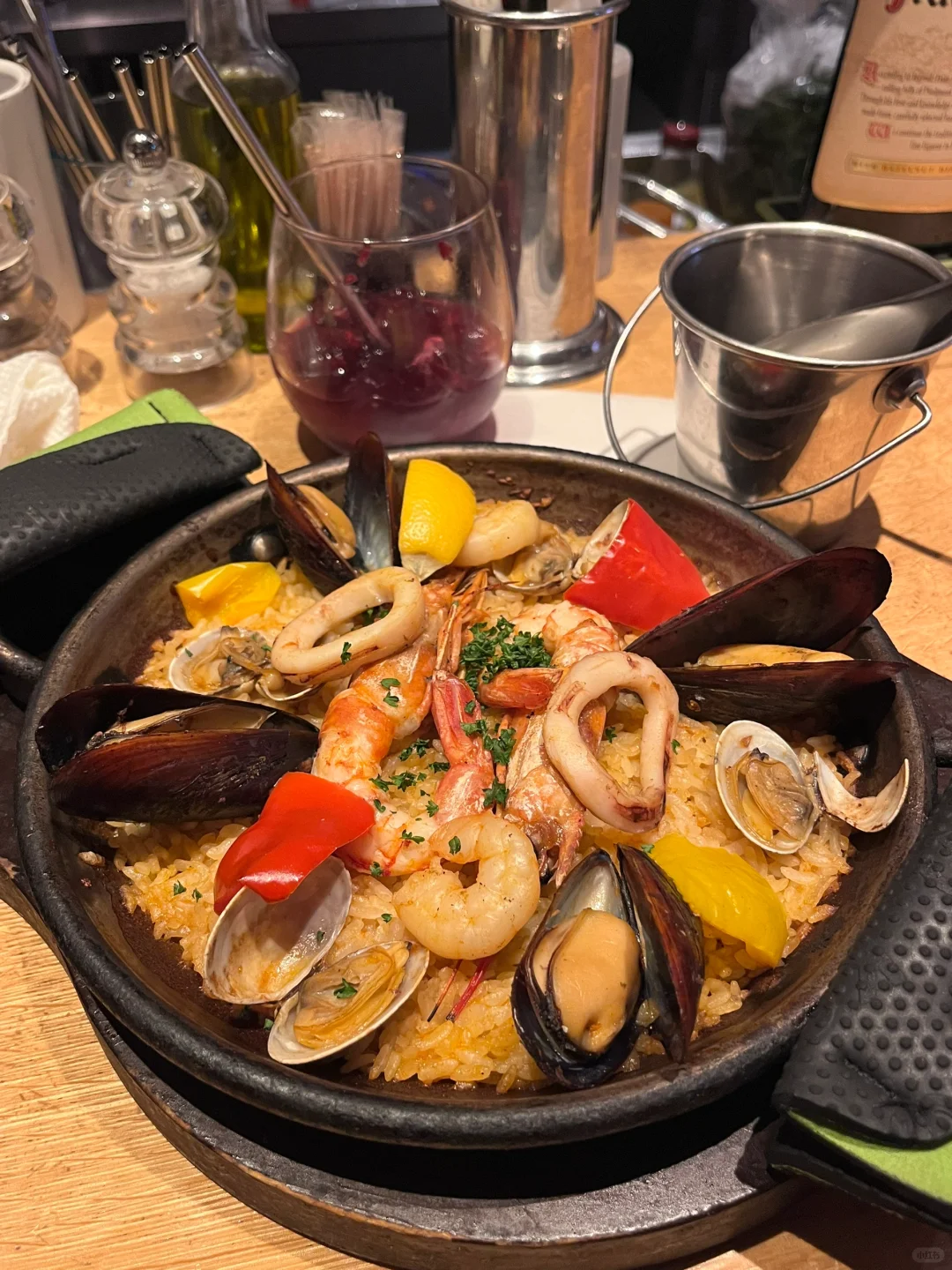 Tokyo Food Hunt: Savory Spanish Cuisine in Ōtemachi