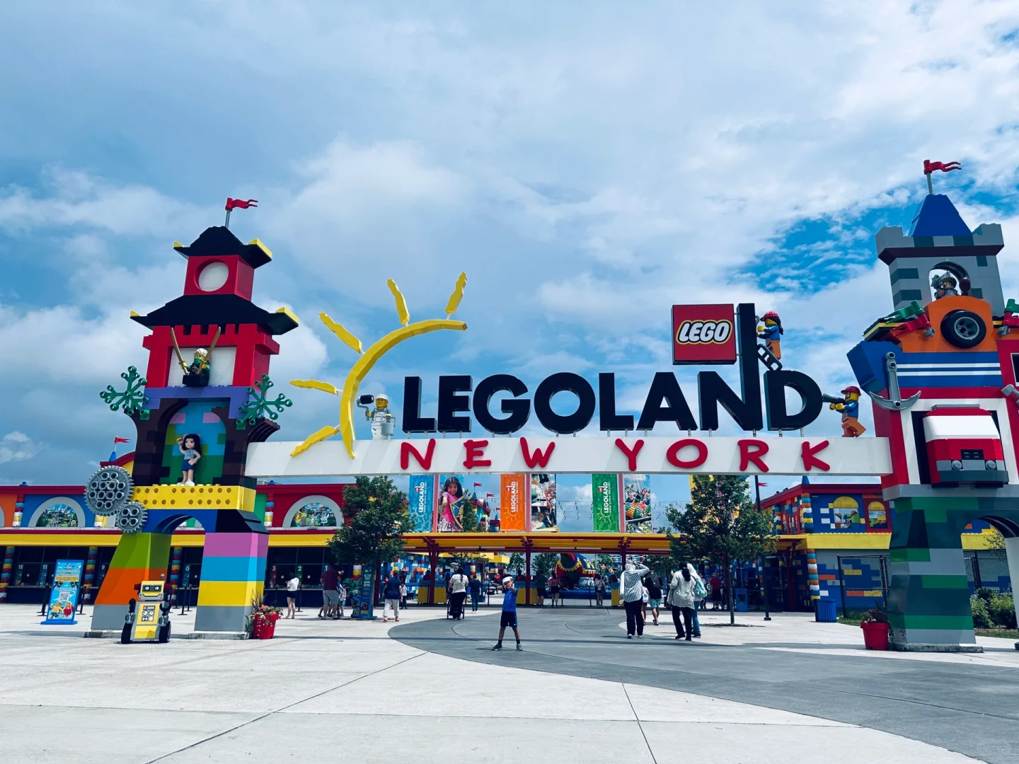 LEGOLAND New York – A Brick-Tastic Adventure in the Big Apple!