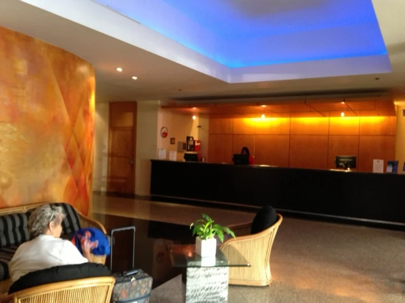 【Culinary Delights】Tampa Ramada Hotel Restaurant