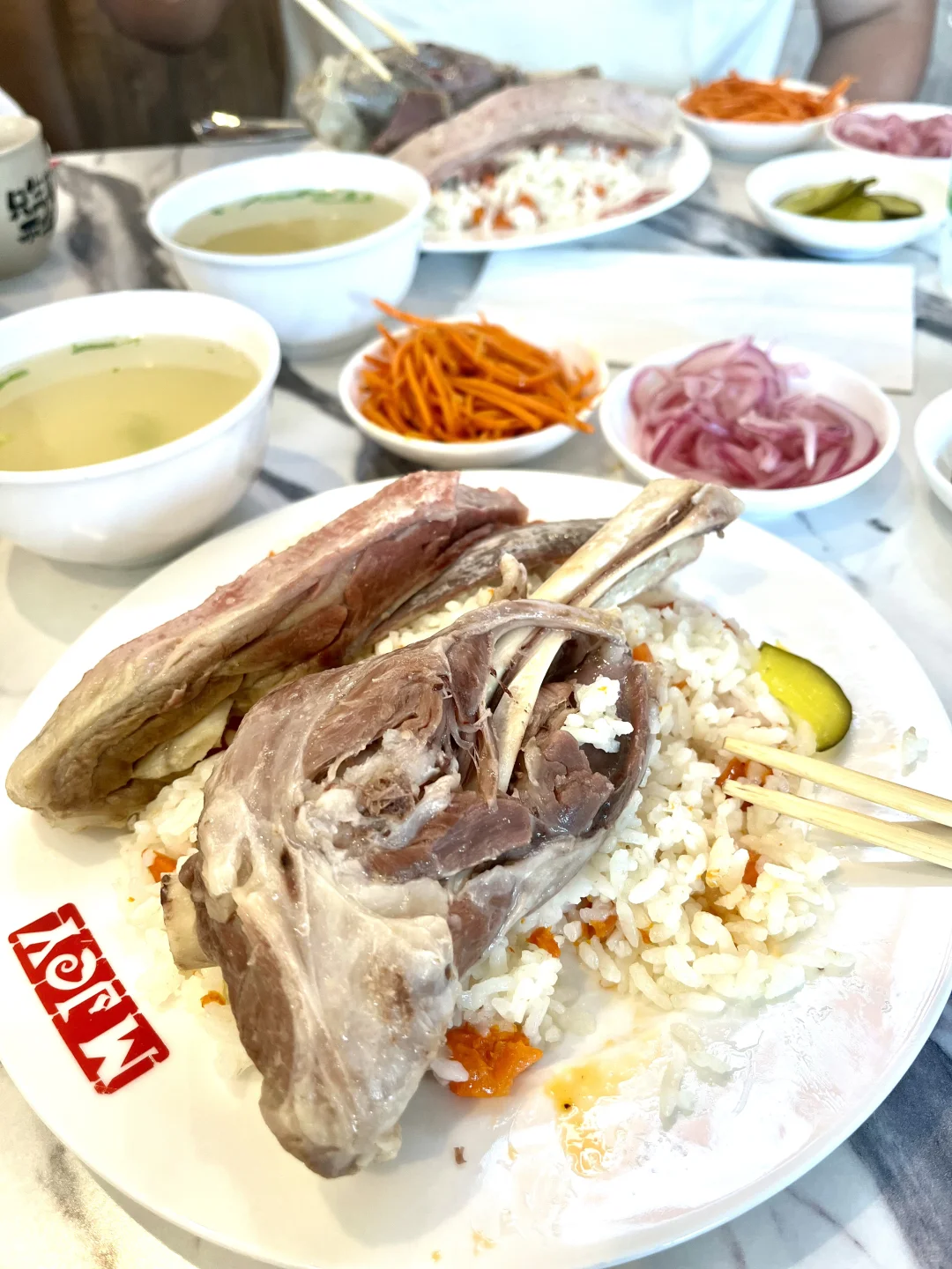 A Friday So Blissful I Cried Over the Best Hand-Eaten Rice of My Life in Anaheim!