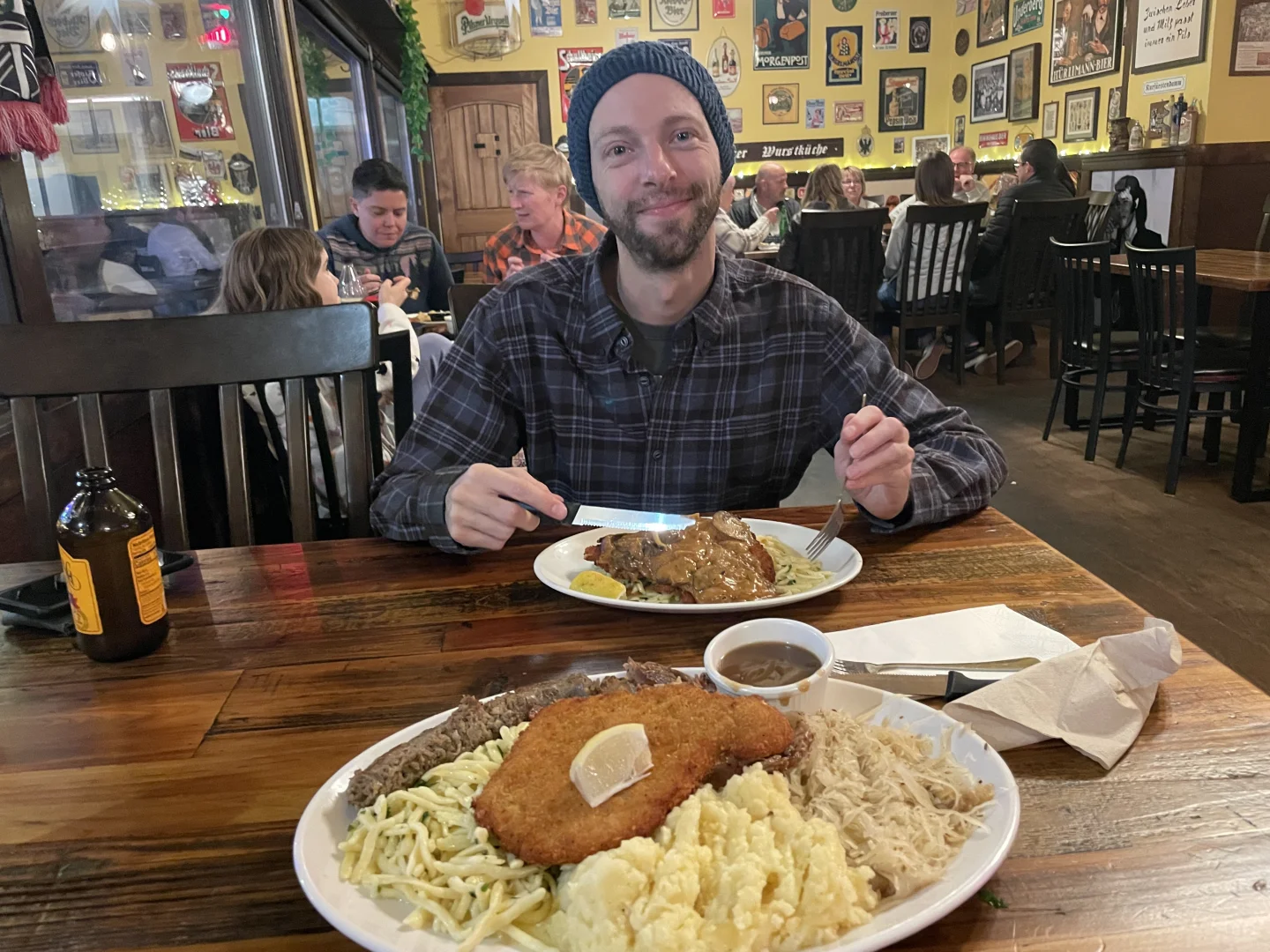 Recommend This German Restaurant in Portland 🇩🇪