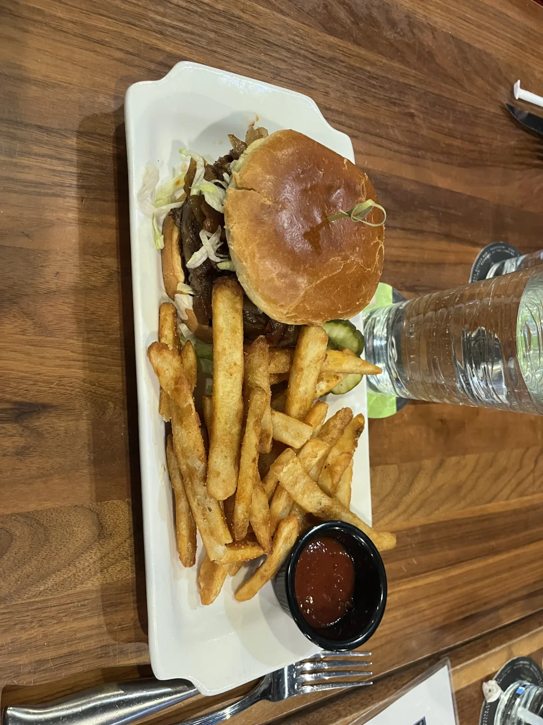 Indy Foodie Must-Try: BRU Burger Bar