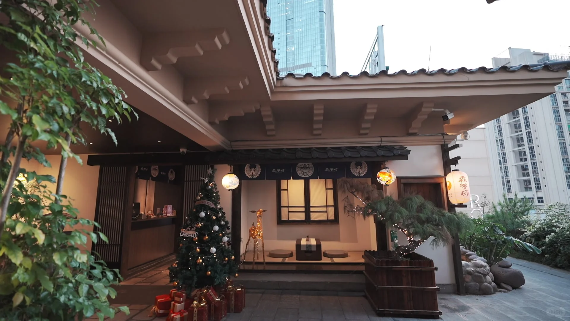 Event Edition｜Christmas Sneak Peek