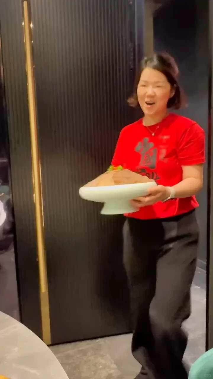 Back-to-School Season: Students, Bring Your Family for Exclusive Deals with Your ID!