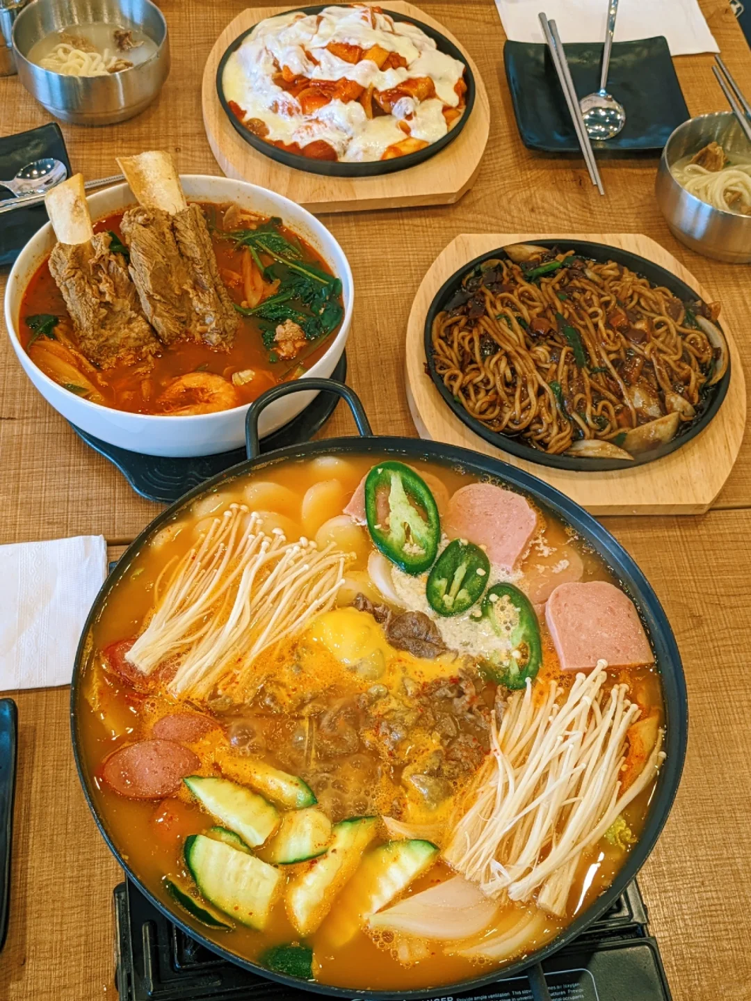 Bay Area Eats 💫 This Korean Spot is So Good, They Serve North Korean Dishes Too! ‼️