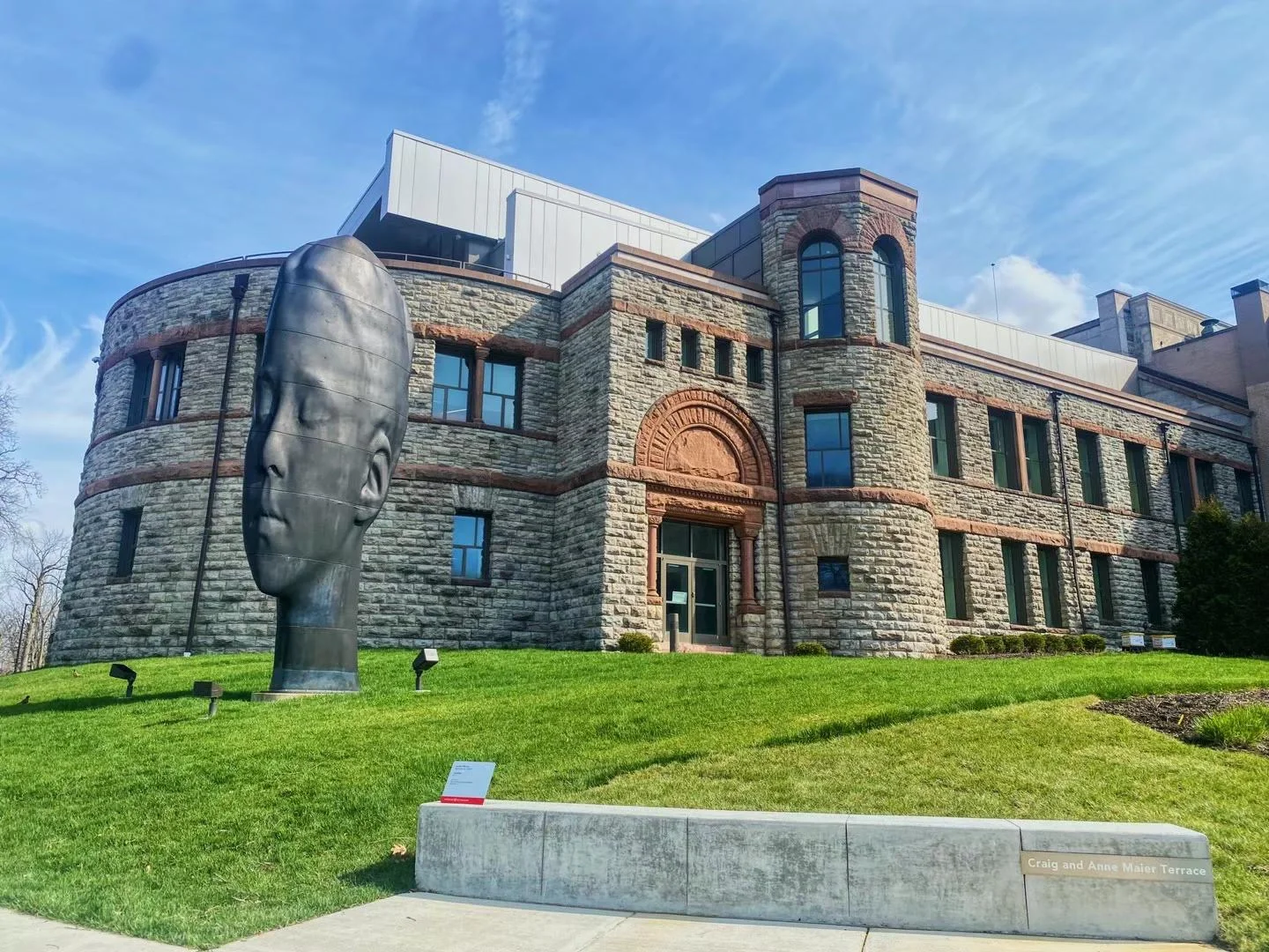 Travel Guide to Cincinnati, Ohio 1.0