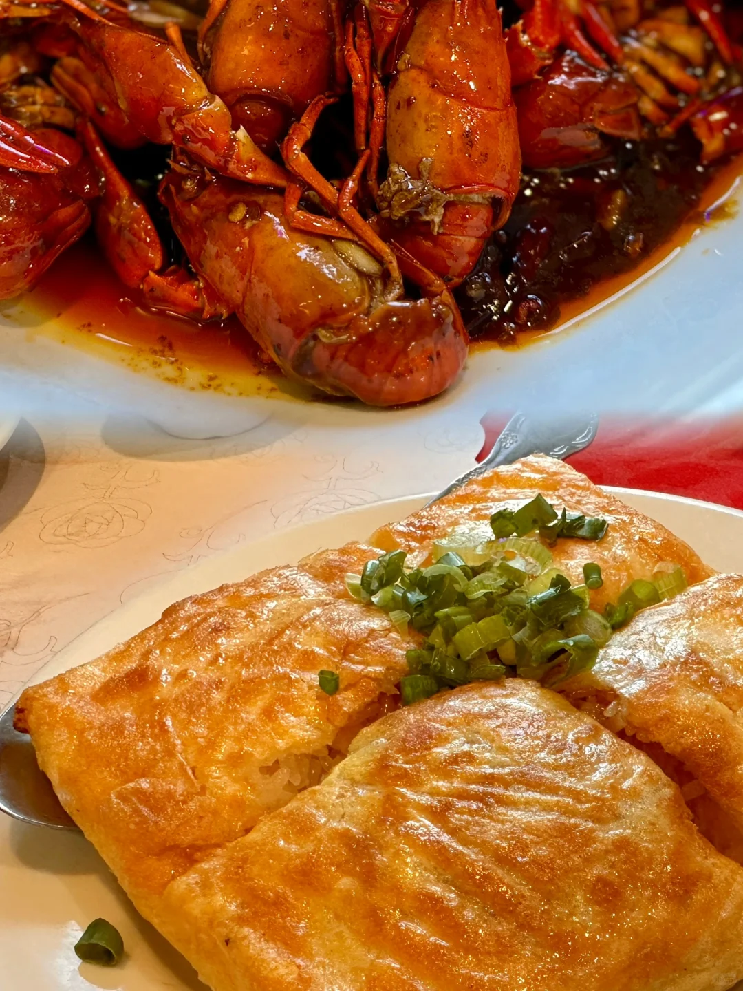 In the Bay Area, I Tried Wuhan-Style Doupi, Hot Dry Noodles, and Crayfish for the First Time!