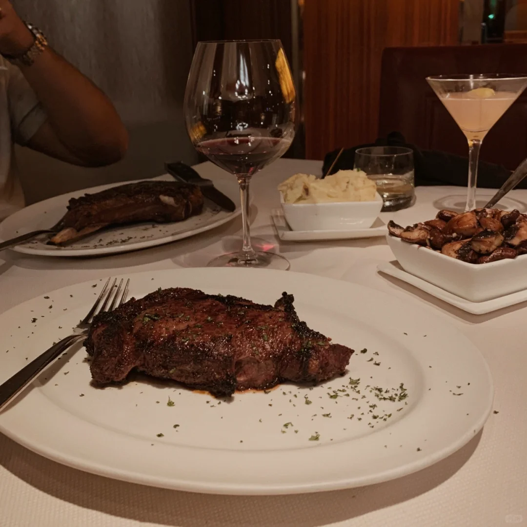 Denver Dining | Elway’s at The Ritz-Carlton