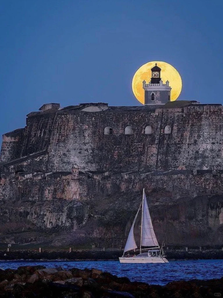 Escape the Winter Chill 🇵🇷 Enjoy 3 Days in Puerto Rico for Just $4XX❗