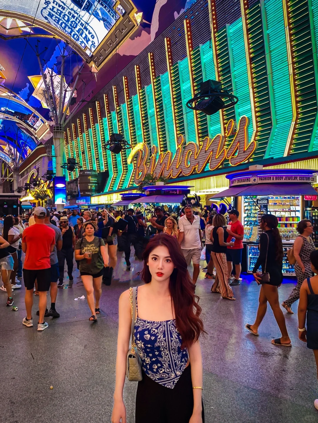 I'm totally obsessed with Las Vegas' Night Market!!