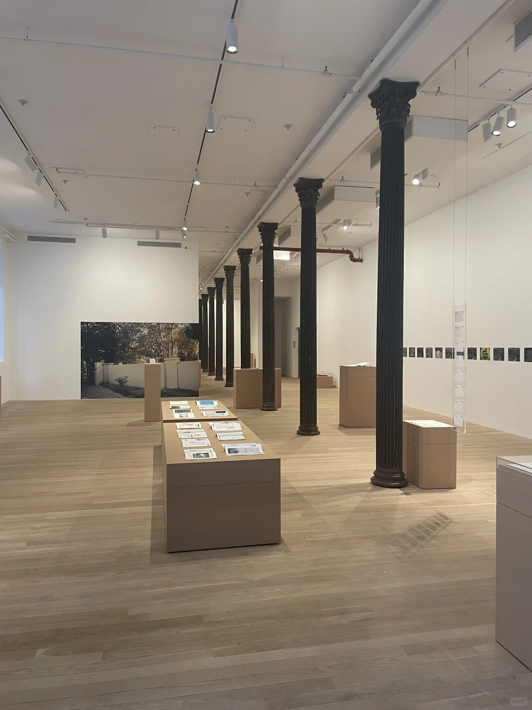 New York Exhibition | Conceptual Art by Michael Asher