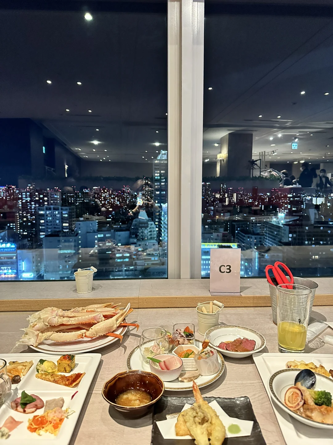 19th Osaka Food Adventure | Night View 🌃 Snow Crab Buffet 7000 Yen per Person