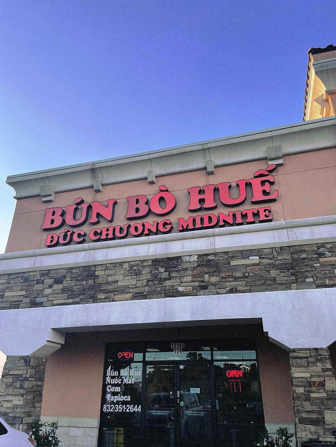 Houston | Finger-Licking Good Vietnamese Bun Bo Hue Noodles