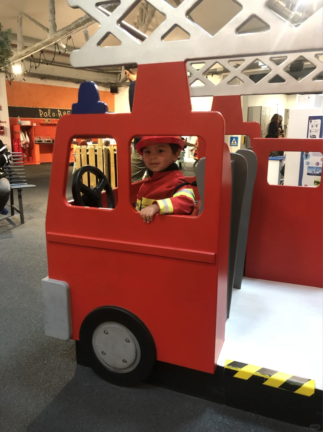 Proven Tips❗️Where to Take Your Kids When It Rains in Paris? Palomano