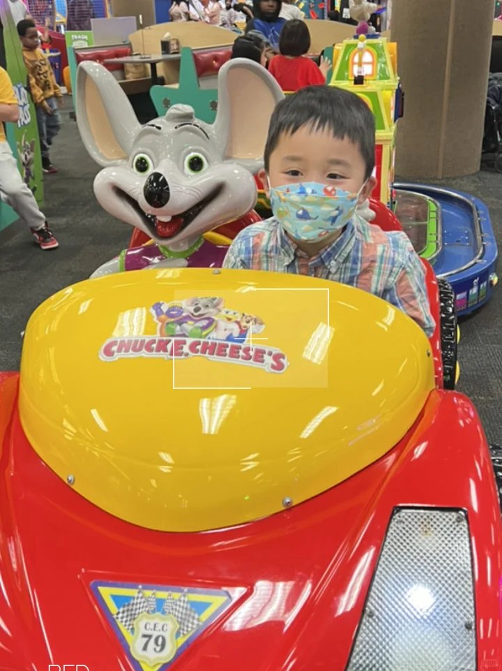 Top Kid-Friendly Playground in NYC - Chunk E Cheese