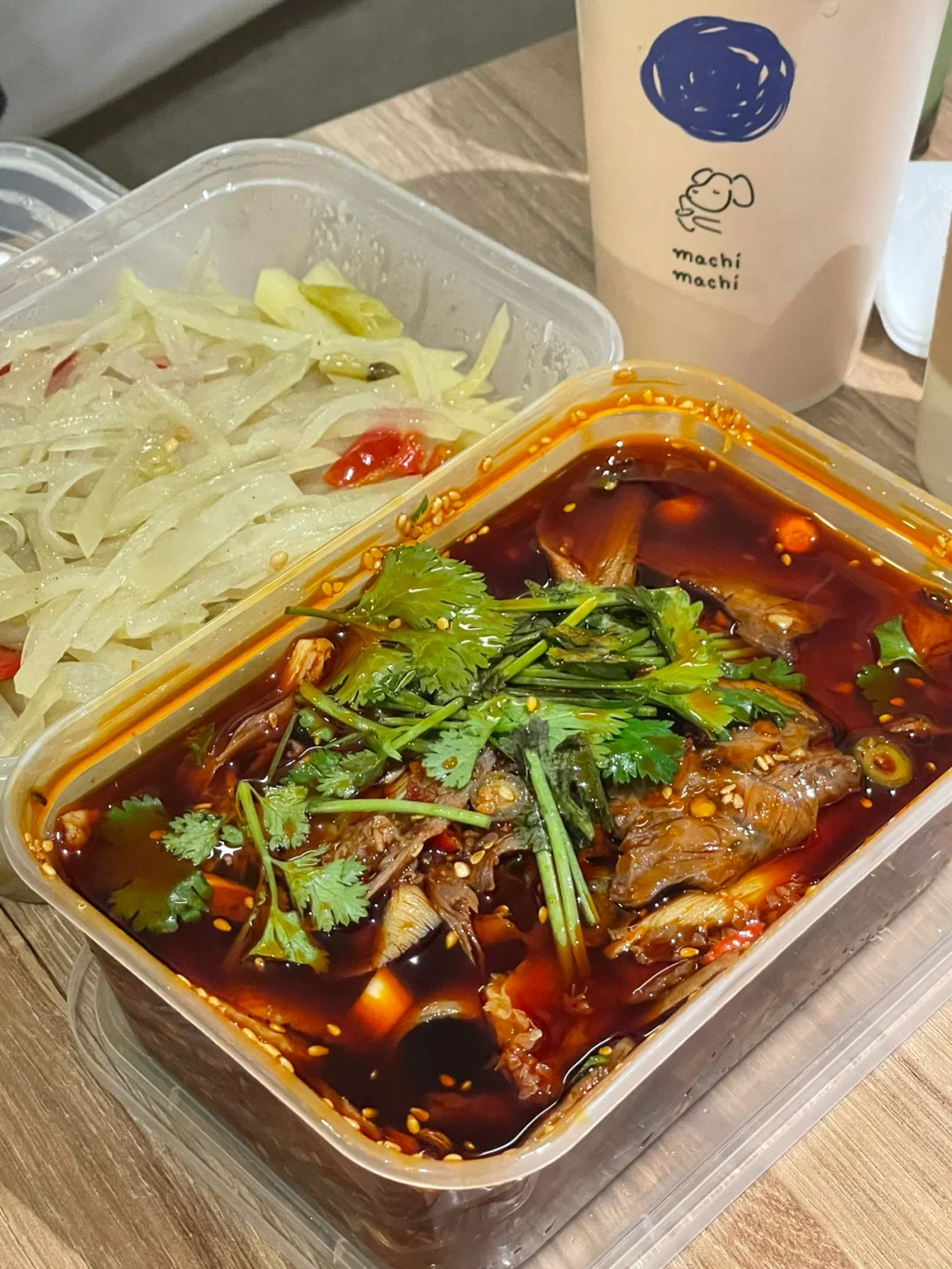 🇫🇷 Paris | Staying in the hotel and ordering takeout is just too awesome! 🥳