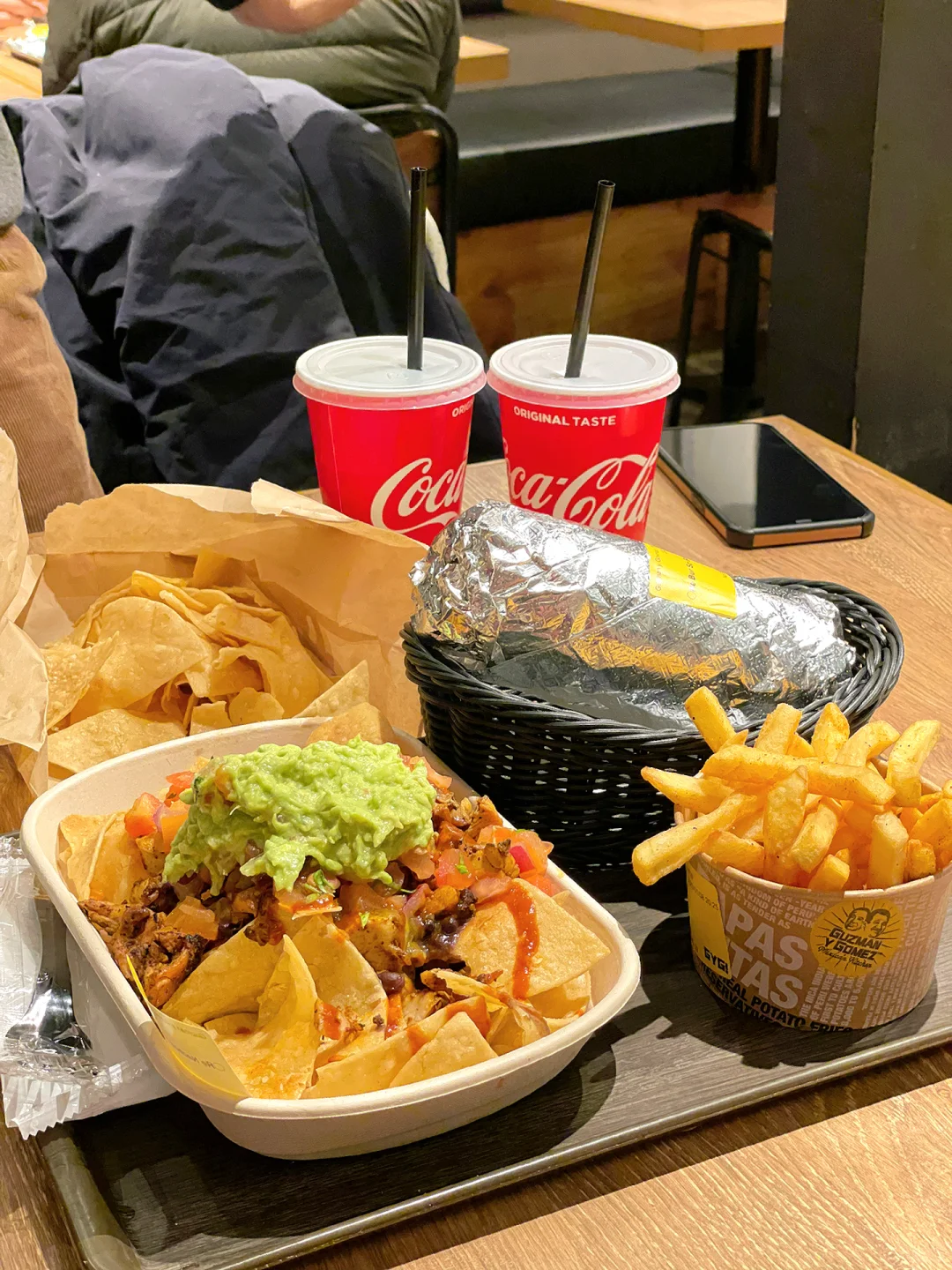 Shibuya Food Hunt | Awesome Mexican Eatery Guzman y Gomez
