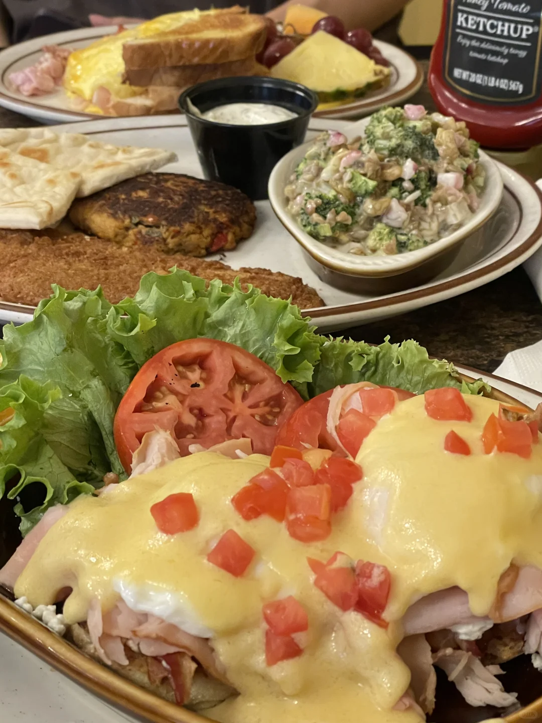 Brunch Spots in Raleigh Recommended by Locals 🥗🍽️