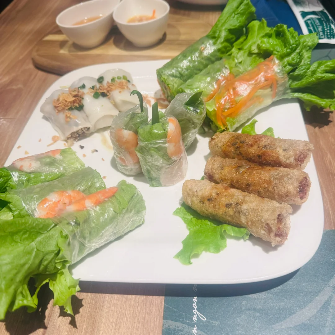 A Carefree Dinner - Vietnamese Cuisine at LOTUS in Ikebukuro