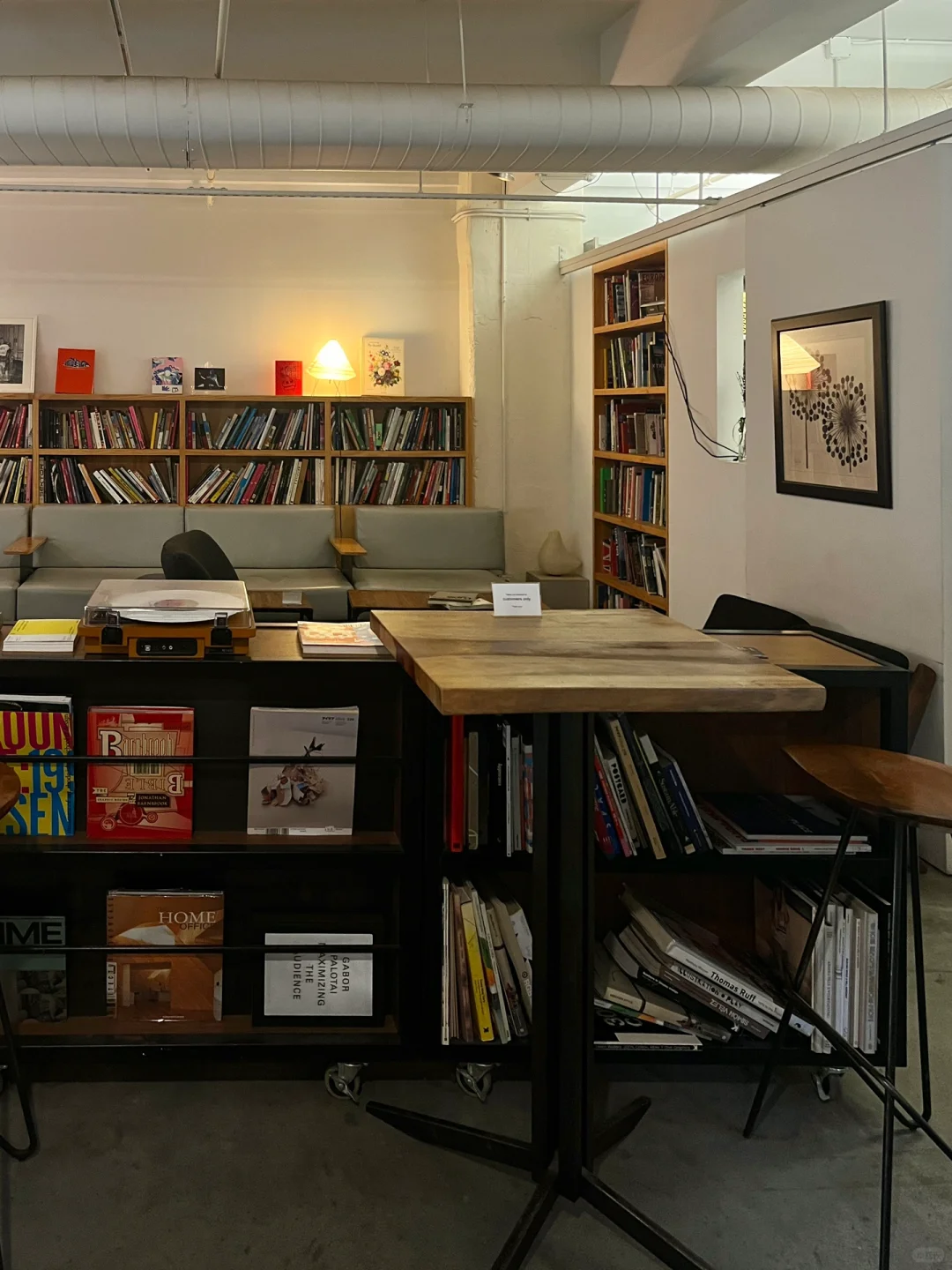 Perhaps the Most "Zen" Coffee Shop in New York, Perfect for Introverts.