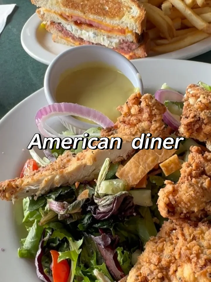 Lunch at the Diner 🥪