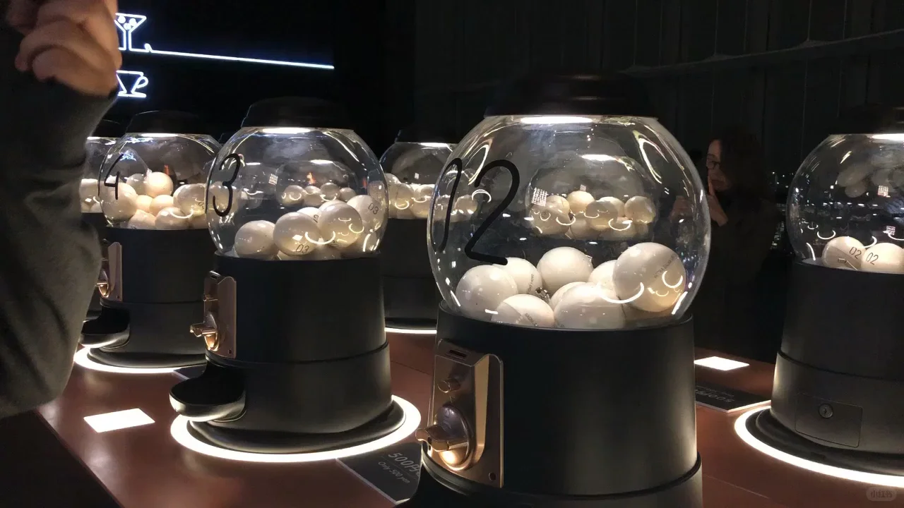 Tokyo Sky Deck Gacha Café