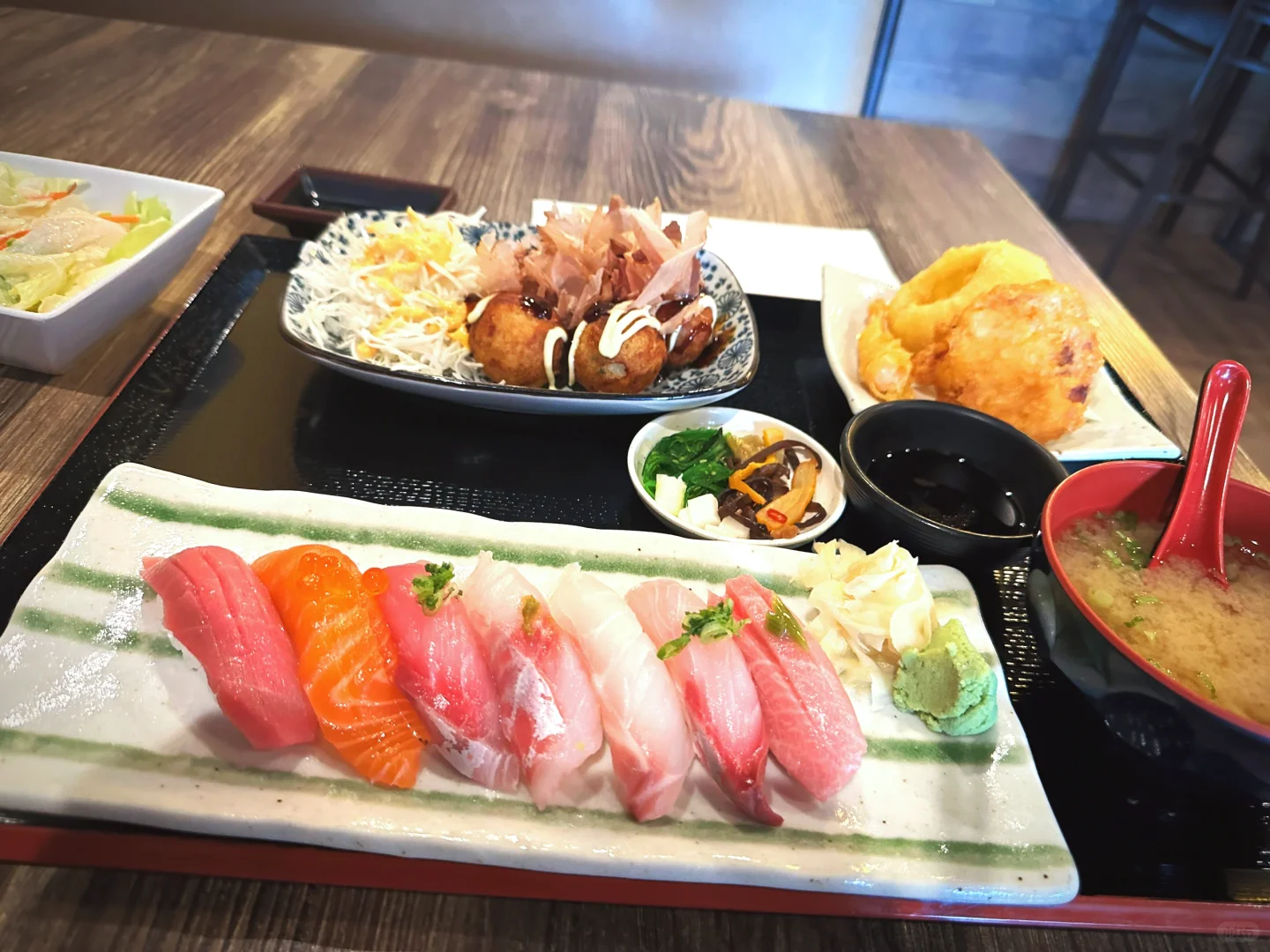 Top Spots for Foodie Girls in Charlotte, North Carolina This Week