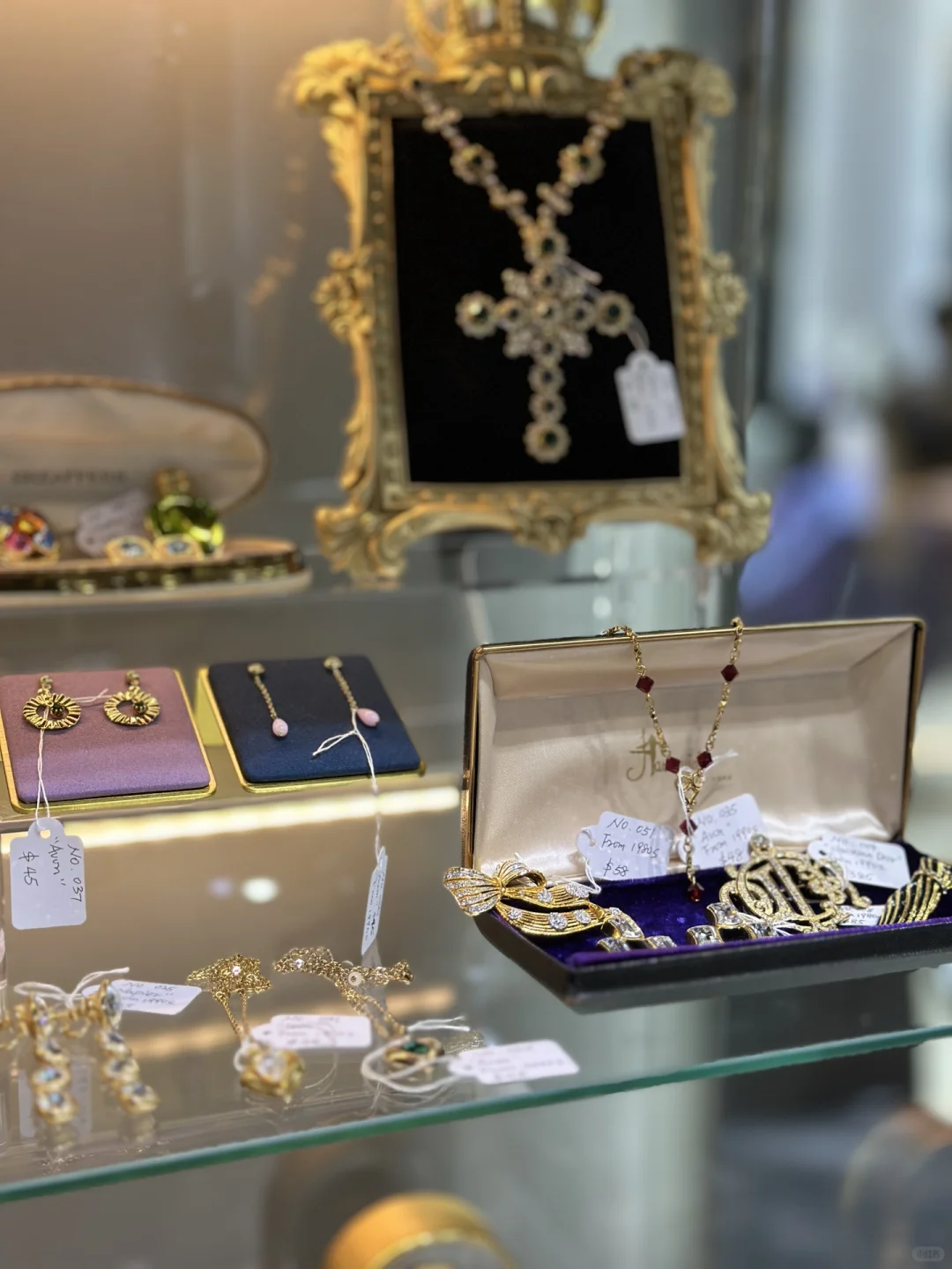 "Vintage Jewelry Pop-Up Shop 💍 Inside New World Mall in Flushing, New York 💥"