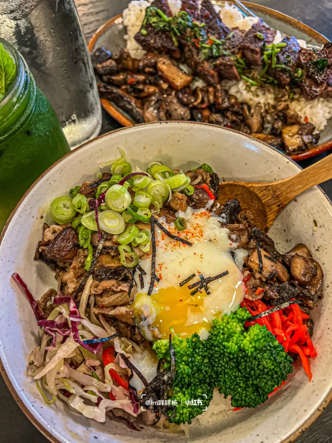 Flushing's Heartbreakingly Delicious Rice Bowl That Even Stephen Chow Would Want to Devour Three Bowls of!! 😡