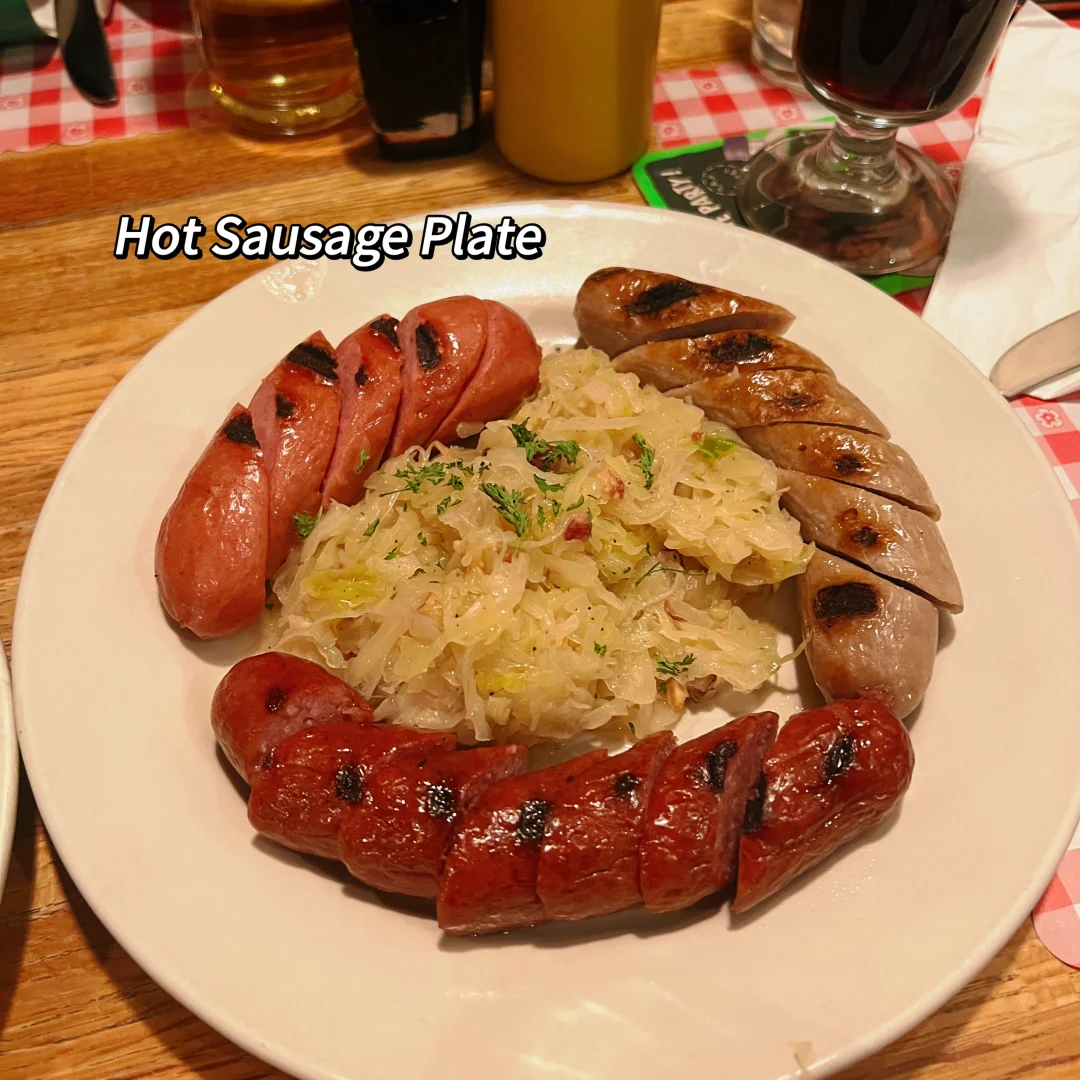 Chicago Foodie Guide | Laschet's Inn