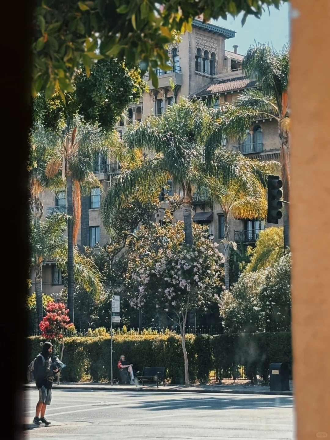 LA Coffee Crawl 5/100 | Just for This Window View