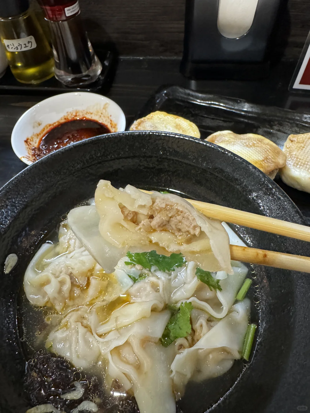 Osaka's Super Tasty Oil-Skinned Dumplings: A Chinese Stomach's Ultimate Satisfaction