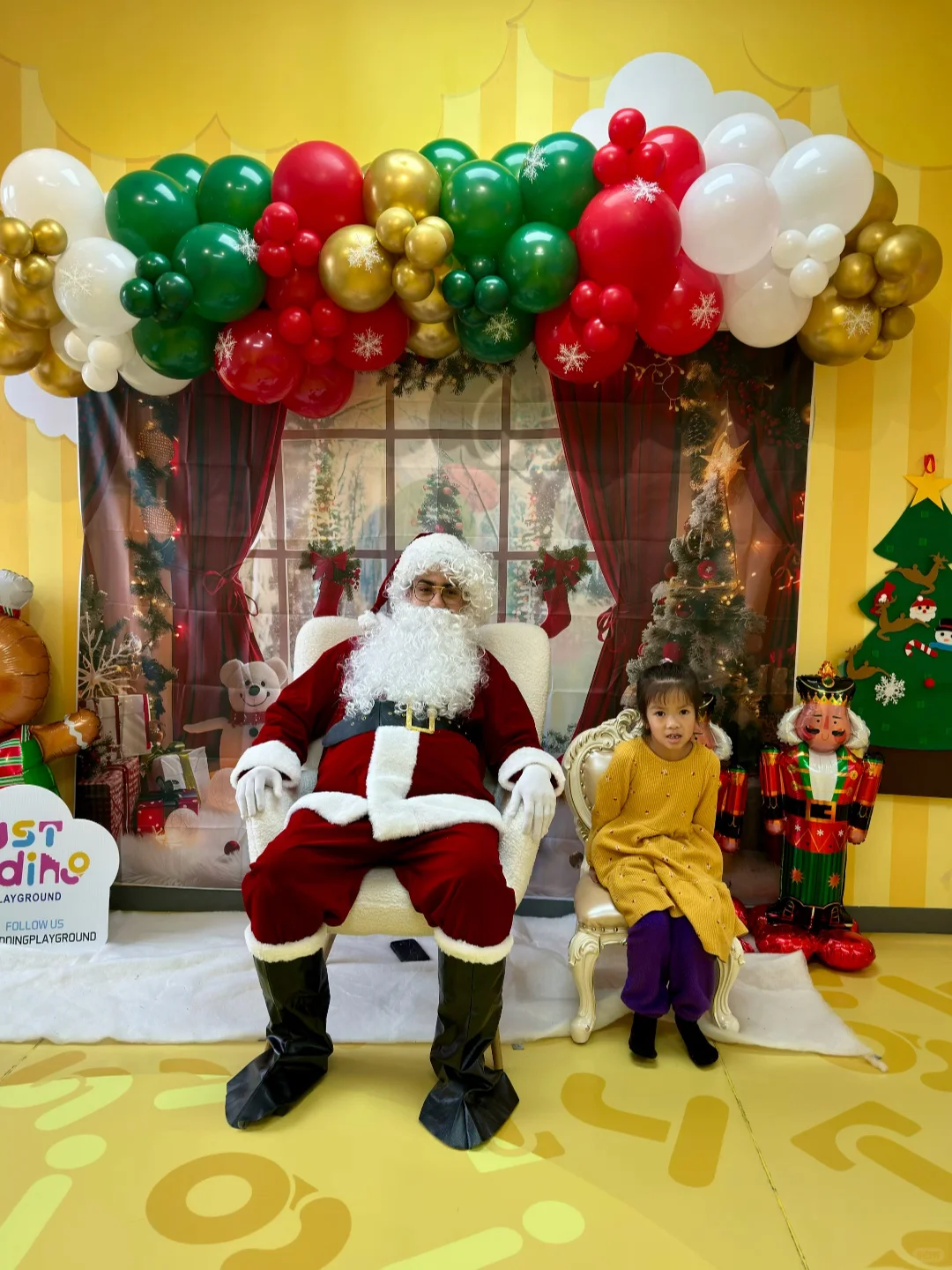 New York with Kids: Visiting the Just Kidding Ball Pit 🛝