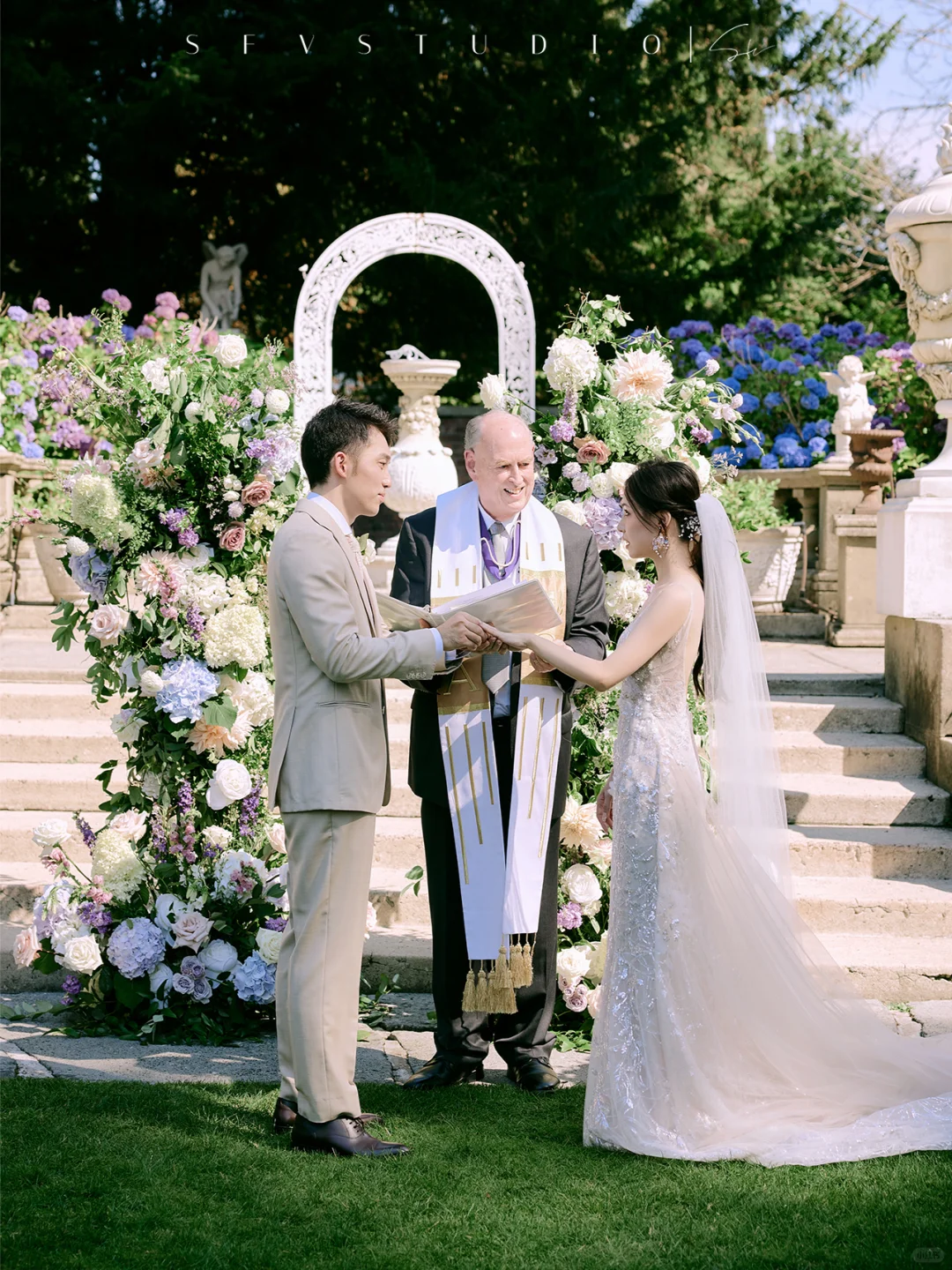 Romantic Wedding at Thornewood Castle Under the Blossoms 🤵👰