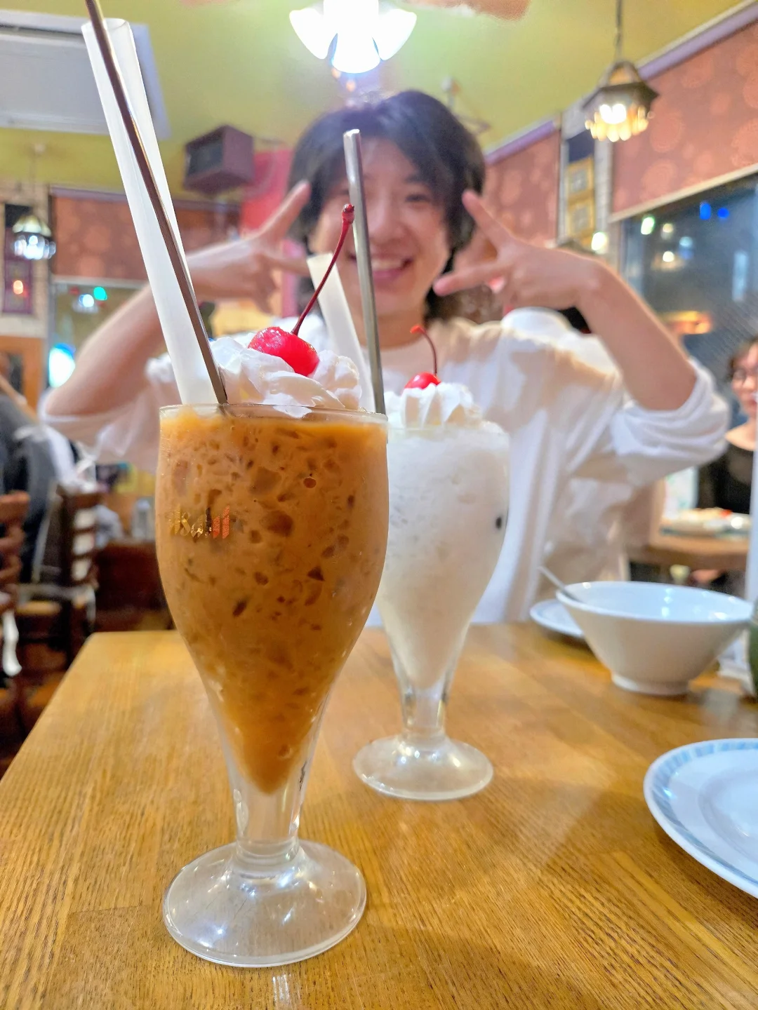 If you ask me about the ultimate Friday night date rule for Tokyo's corporate lesbians